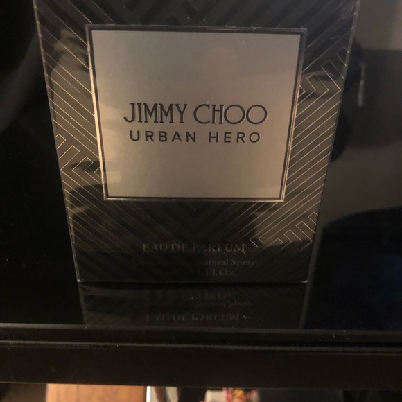 SOLD!!Brand New Sealed Jimmy Choo Urban Hero luxury men’s medium size 30 size!! - Picture 2 of 4